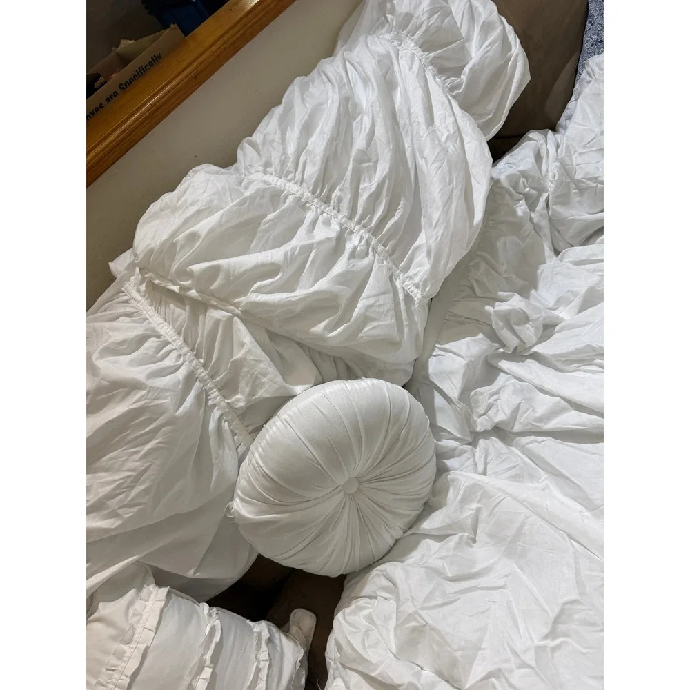 Hutton‎ Wilkinson Palazzo White Ruched Comforter Set Hollywood Regency